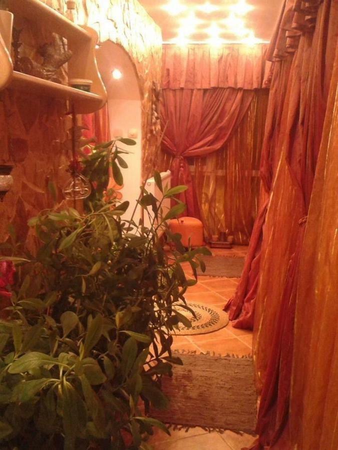Sweet Homme Apartman Craiova Kültér fotó