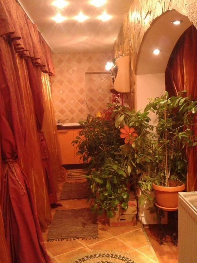 Sweet Homme Apartman Craiova Kültér fotó